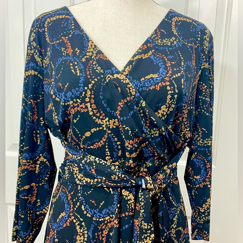 JNY wrap look flair skirt dress BLK w/colored circle pattern 3/4 sleeve. 8